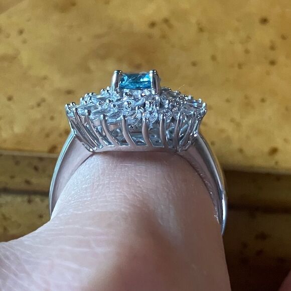 Natural Blue Zircon Sterling Silver Ring Size 8 - Picture 2 of 9